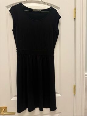 Outback Red Black Cap-Sleeve Fit-and-Flare Dress